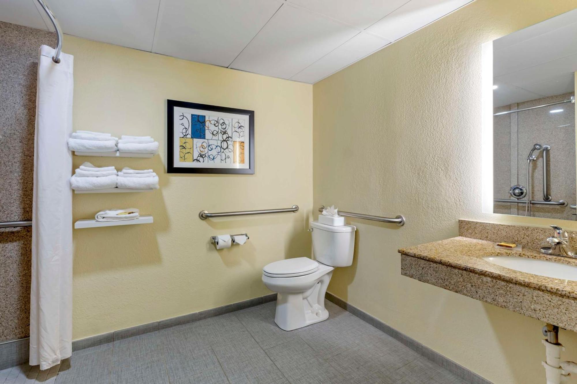 Best Western Plus North Shore Hotel Danvers Exterior photo