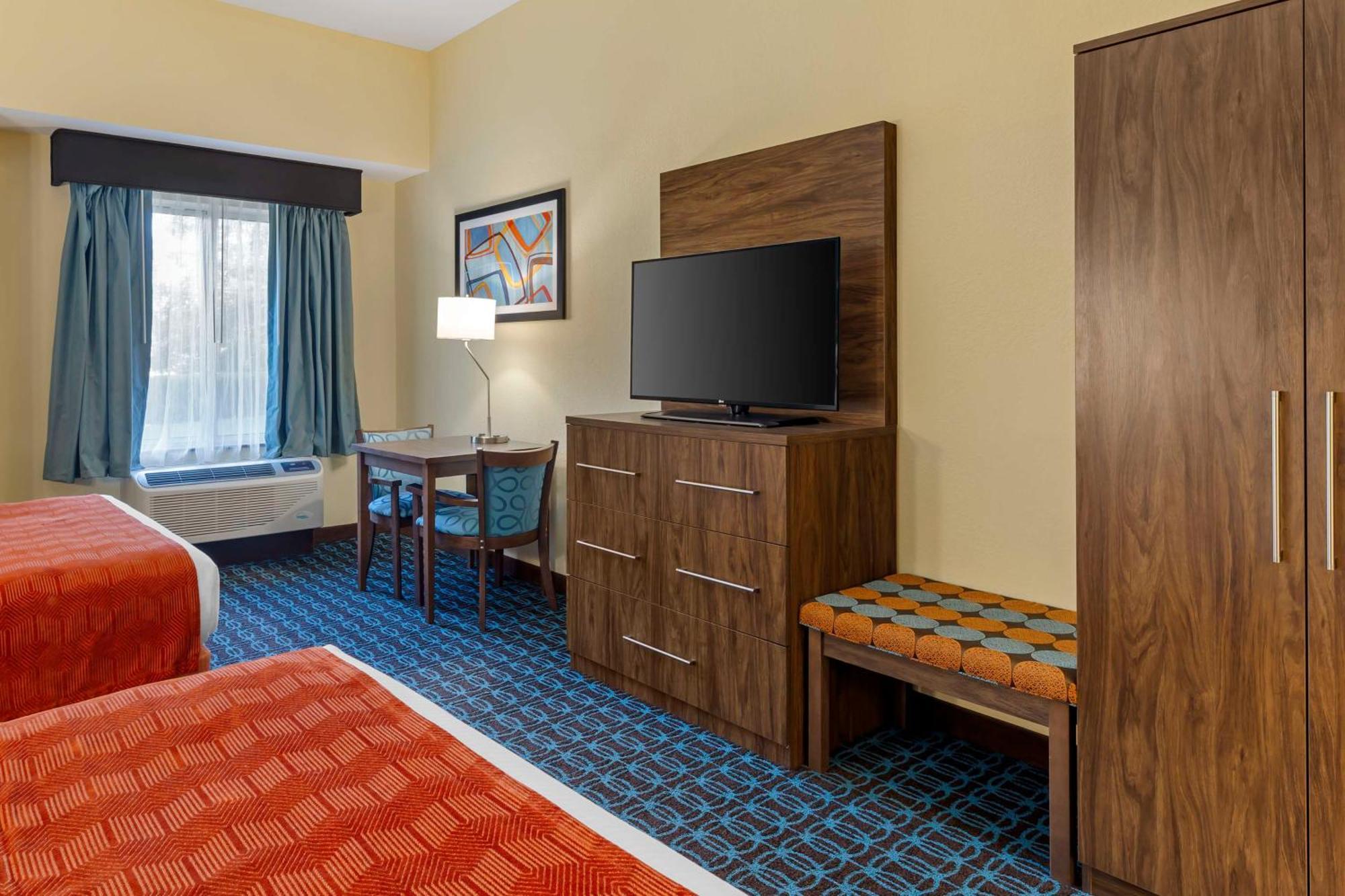 Best Western Plus North Shore Hotel Danvers Exterior photo