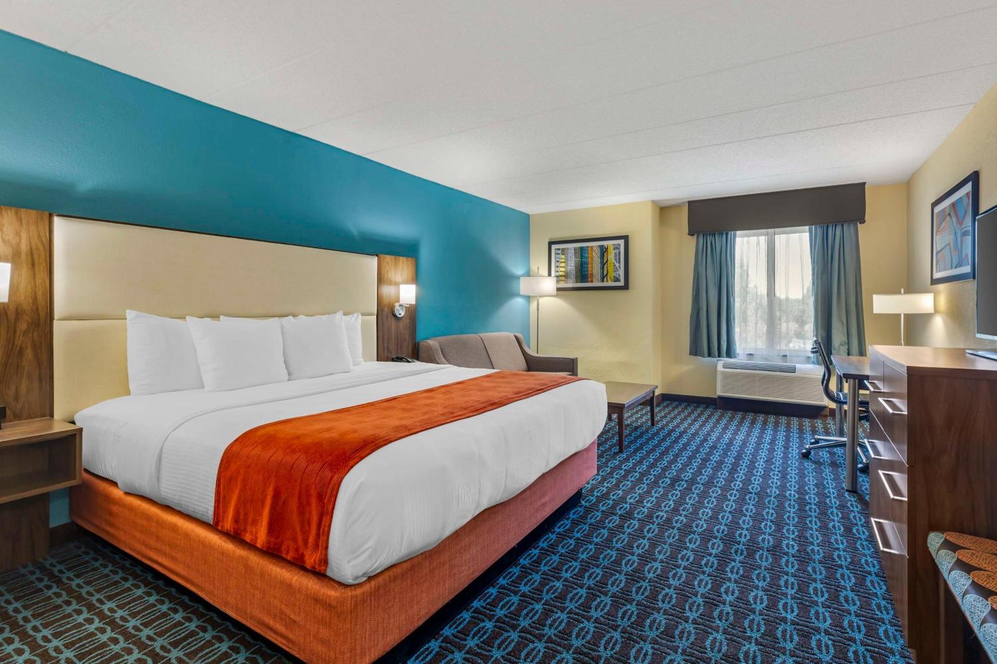 Best Western Plus North Shore Hotel Danvers Exterior photo