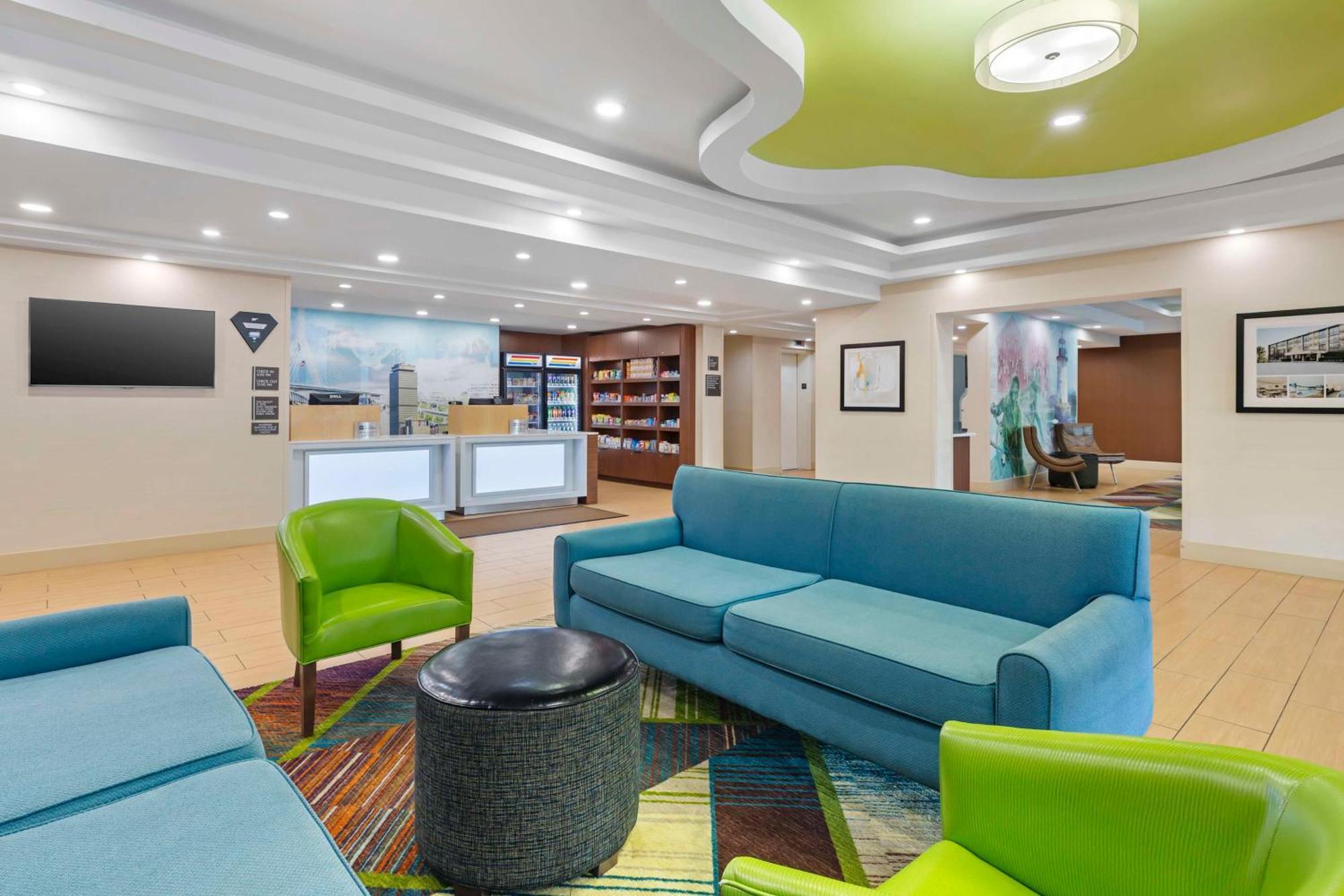Best Western Plus North Shore Hotel Danvers Exterior photo