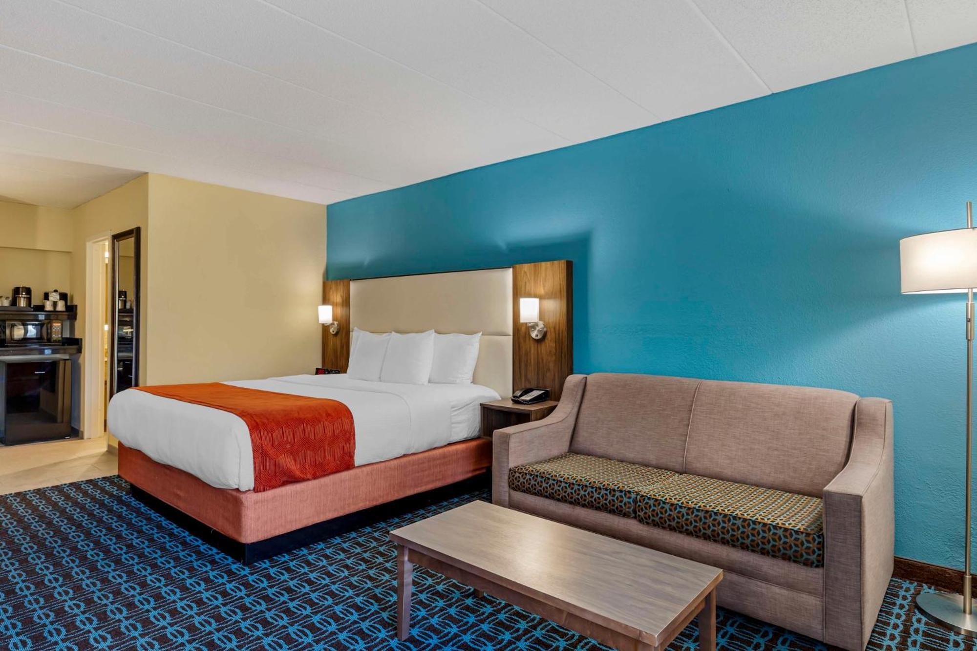 Best Western Plus North Shore Hotel Danvers Exterior photo