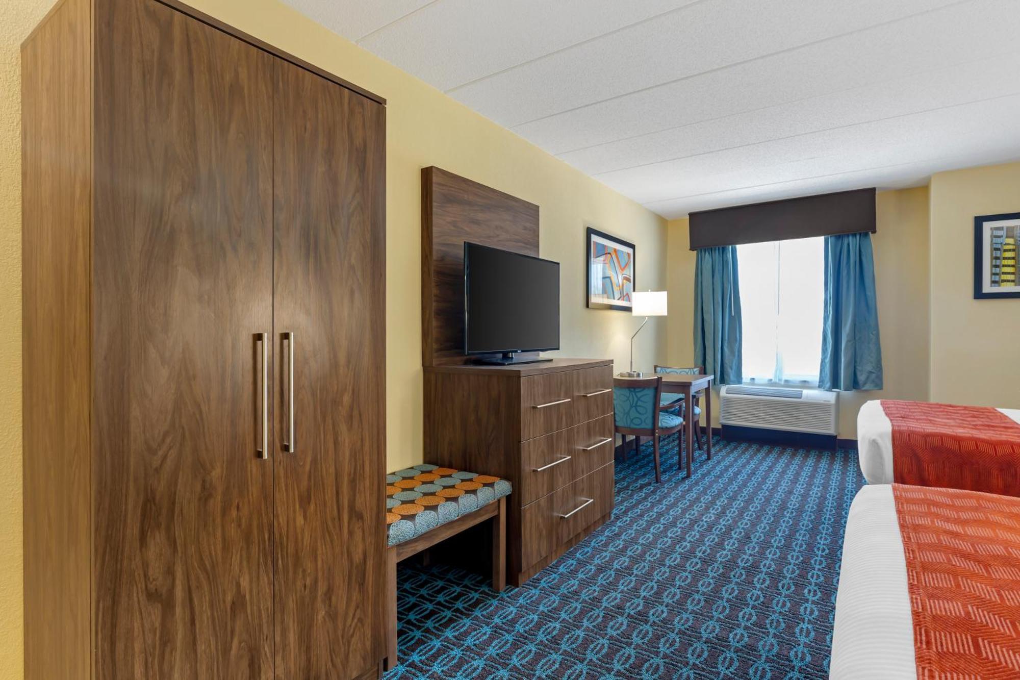 Best Western Plus North Shore Hotel Danvers Exterior photo