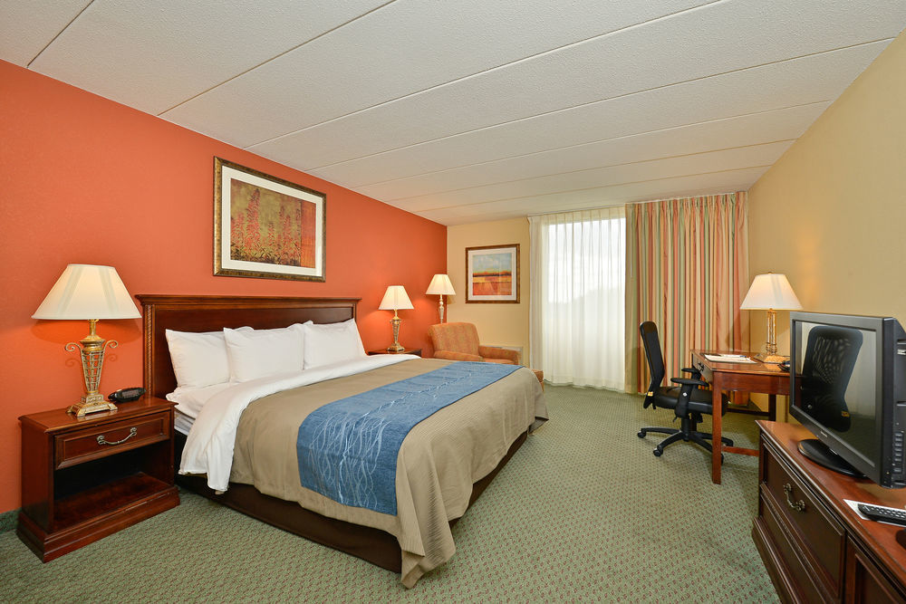 Best Western Plus North Shore Hotel Danvers Exterior photo